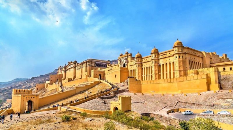 Top Places to Include in Jaipur Sightseeing Tour Packages
